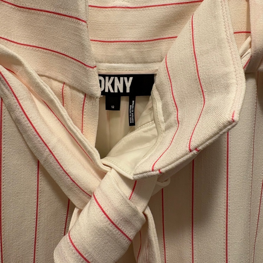 NWT DKNY CLASSIC WHITE DESSY Pants with Pink Stripes ANKLE LEVEL. XL